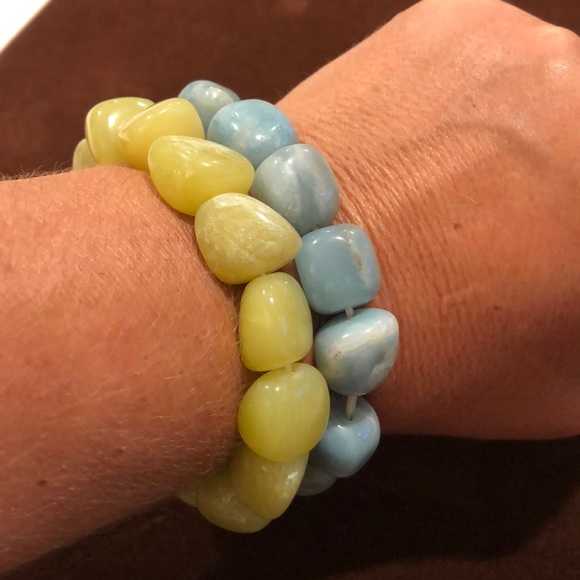 Chunky turquoise & Lime stone Bracelets - Picture 1 of 3